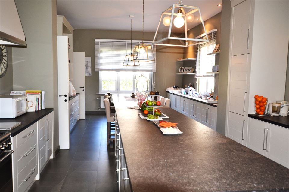Maison à UCCLE (5 chambres)