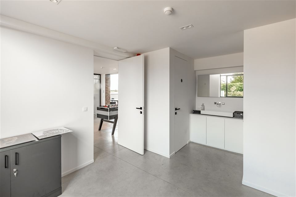Bureau à TOURINNES-SAINT-LAMBERT (0 chambre)