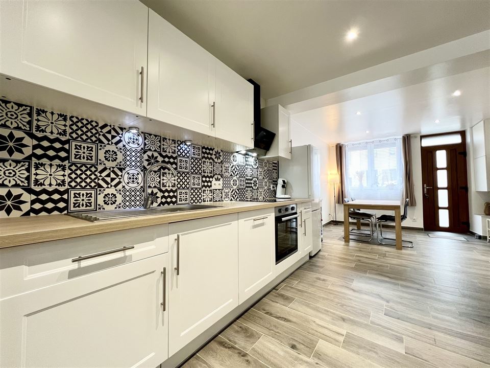 Maison à BEAURAING (4 chambres)