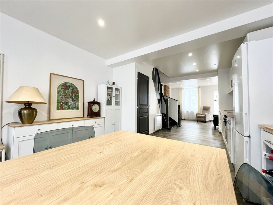 Maison à BEAURAING (4 chambres)