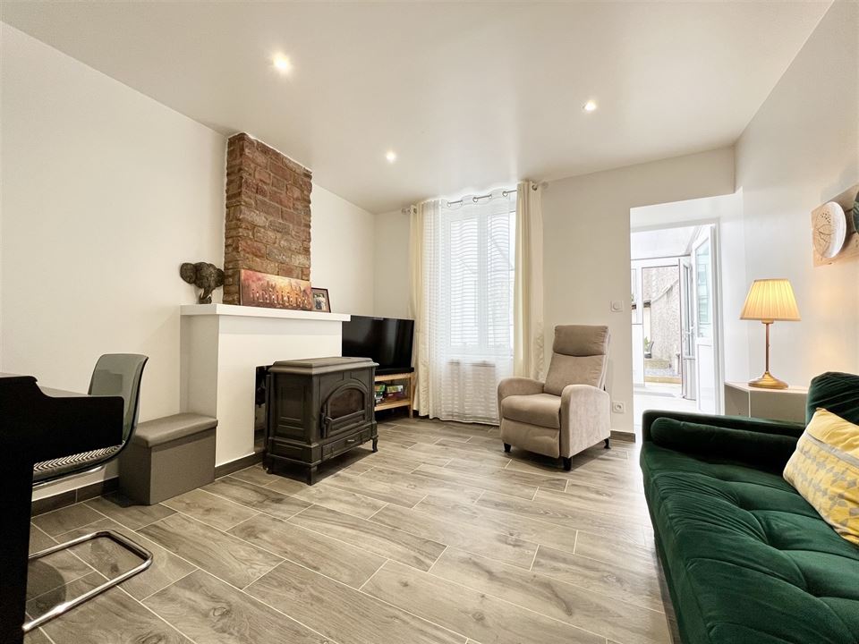 Maison à BEAURAING (4 chambres)