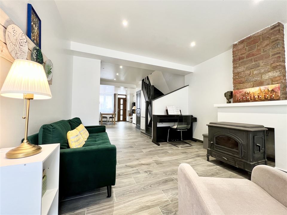 Maison à BEAURAING (4 chambres)