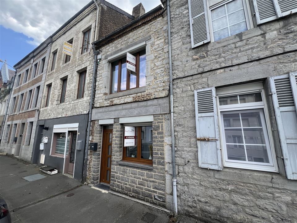 Maison à BEAURAING (4 chambres)
