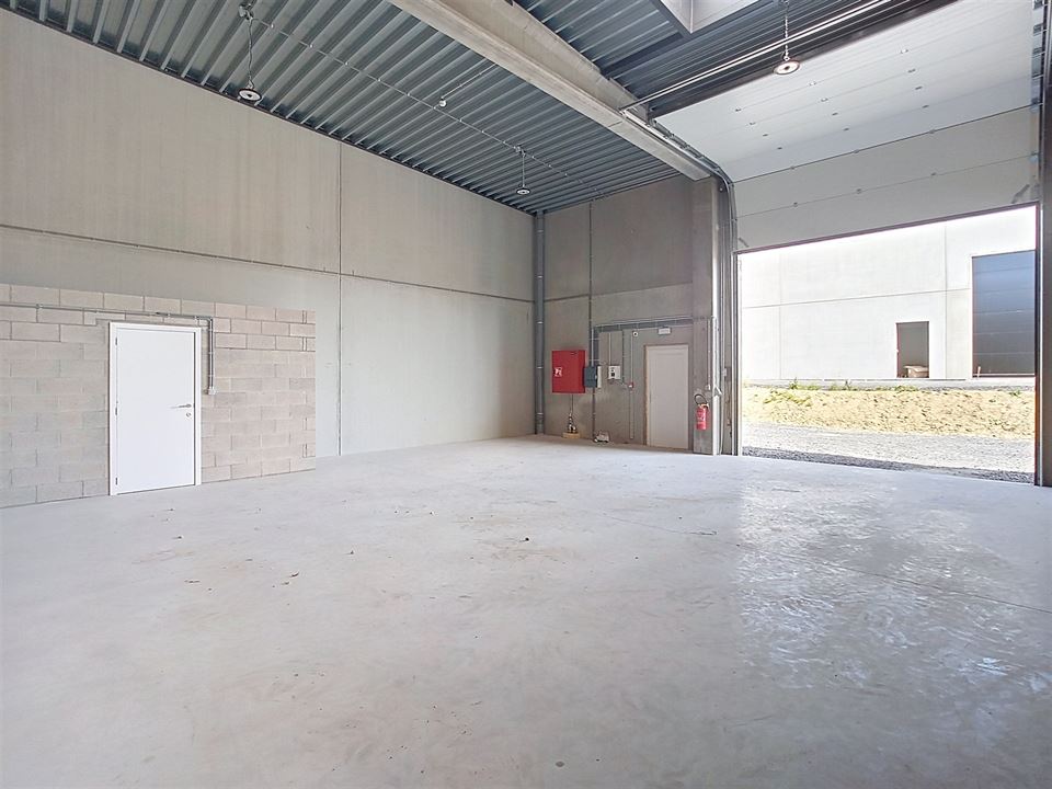 Parking/garage/box à DINANT (0 chambre)