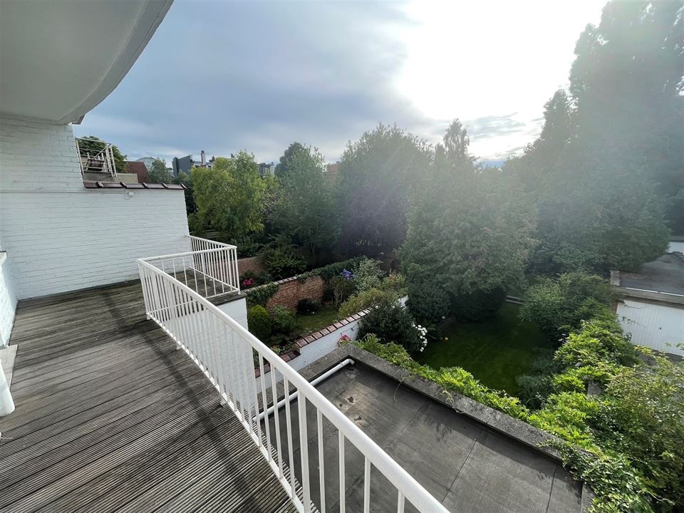 Appartement à WOLUWÉ-SAINT-PIERRE (2 chambres)
