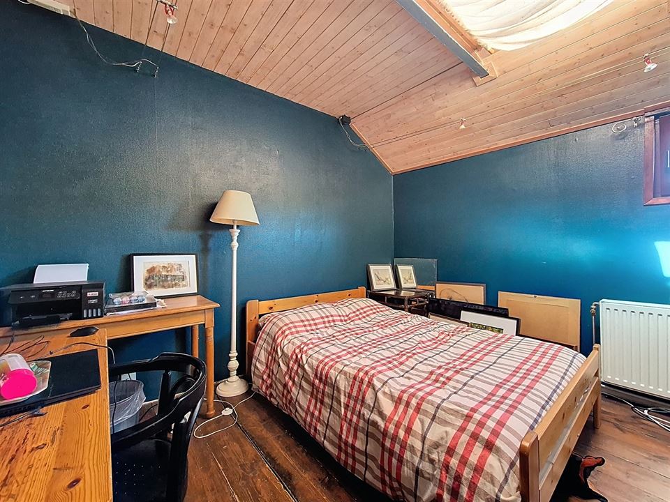 Bien exceptionnel à JAMBES (3 chambres)