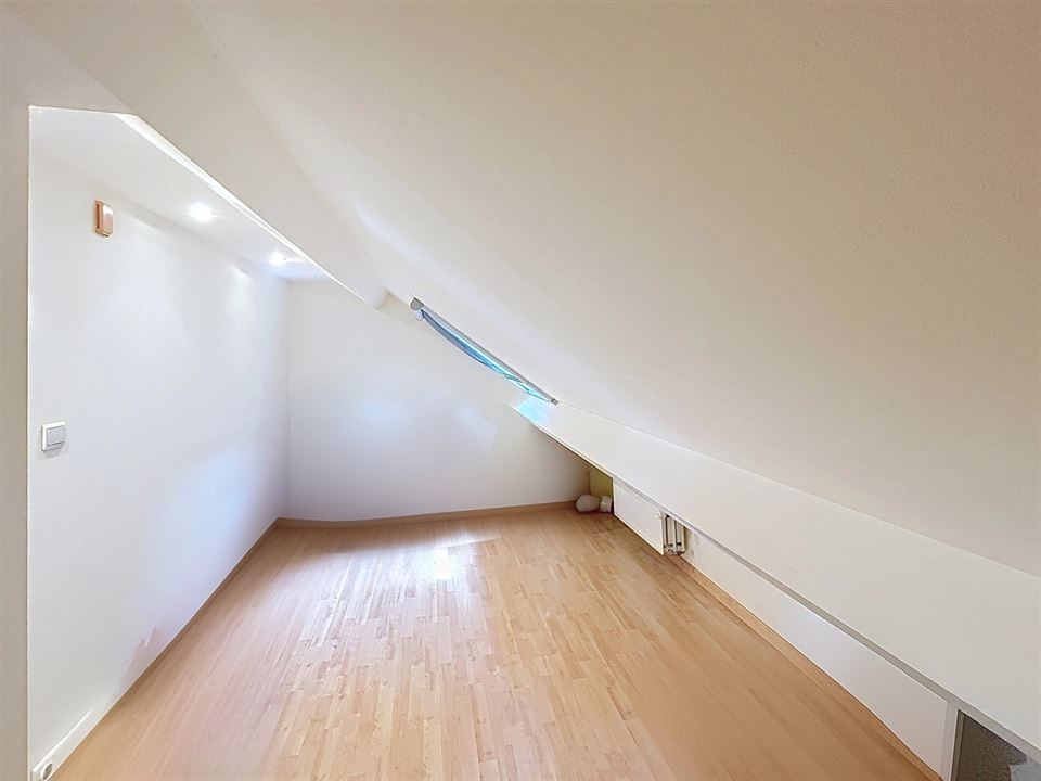 Maison à ERPENT (3 chambres)
