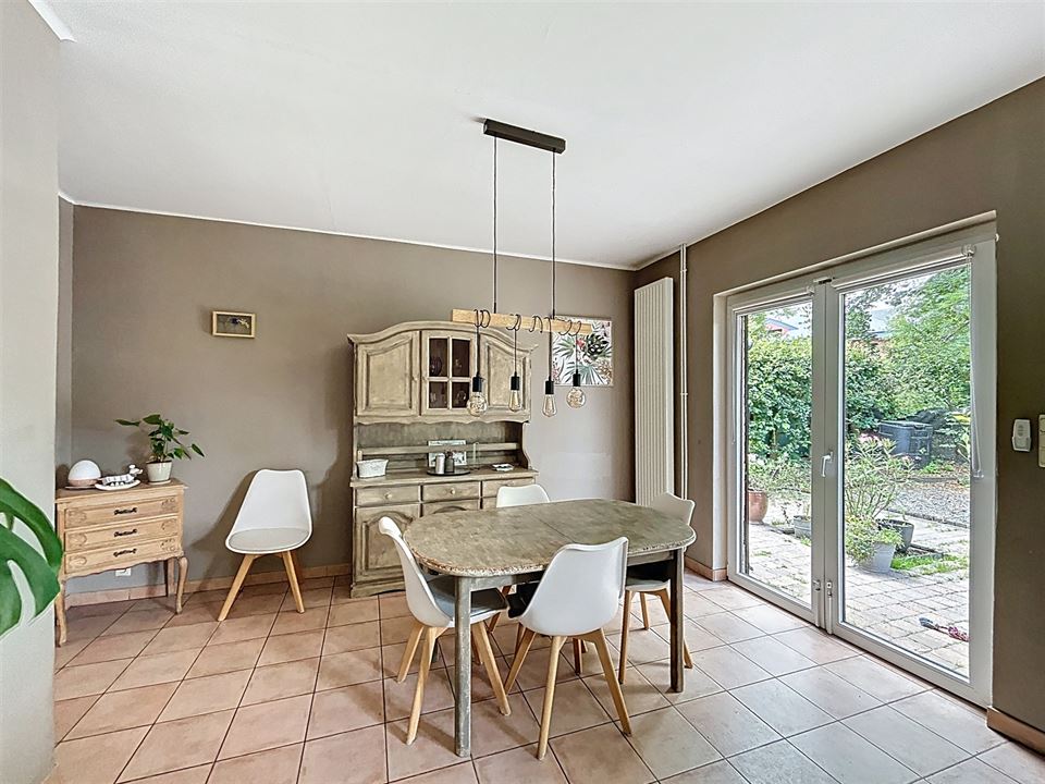 Maison à ERPENT (3 chambres)