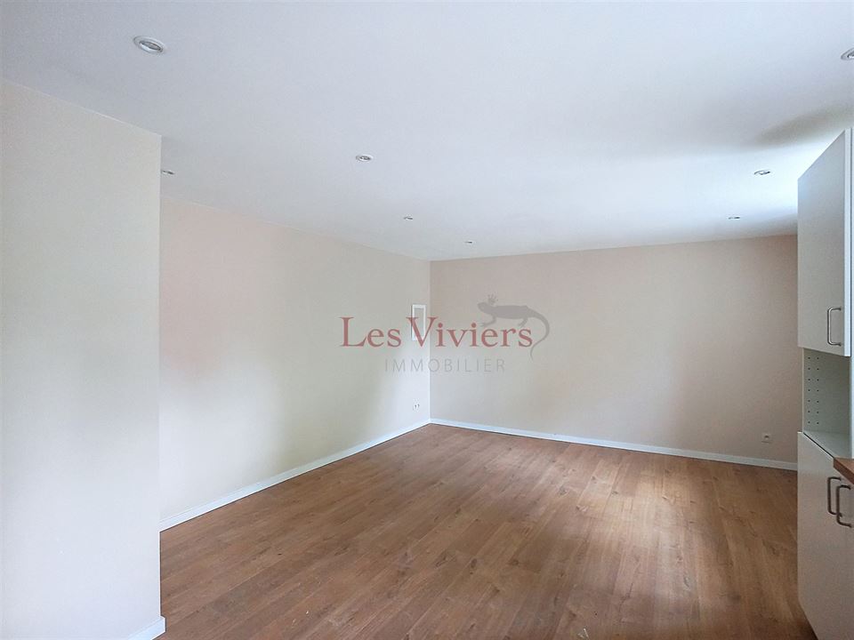 Appartement à ASSESSE (1 chambre)