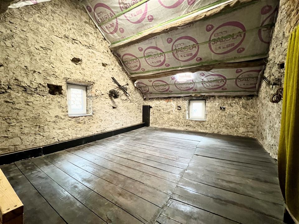 Maison à Hastière-par-delà (2 chambres)