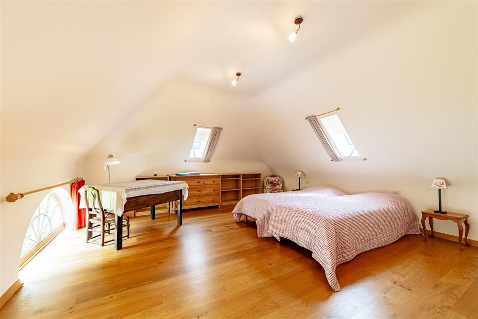 Maison à RHODE-SAINT-GENÈSE (7 chambres)