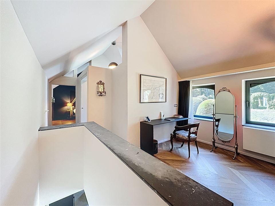 Bien exceptionnel à NAMUR (6 chambres)