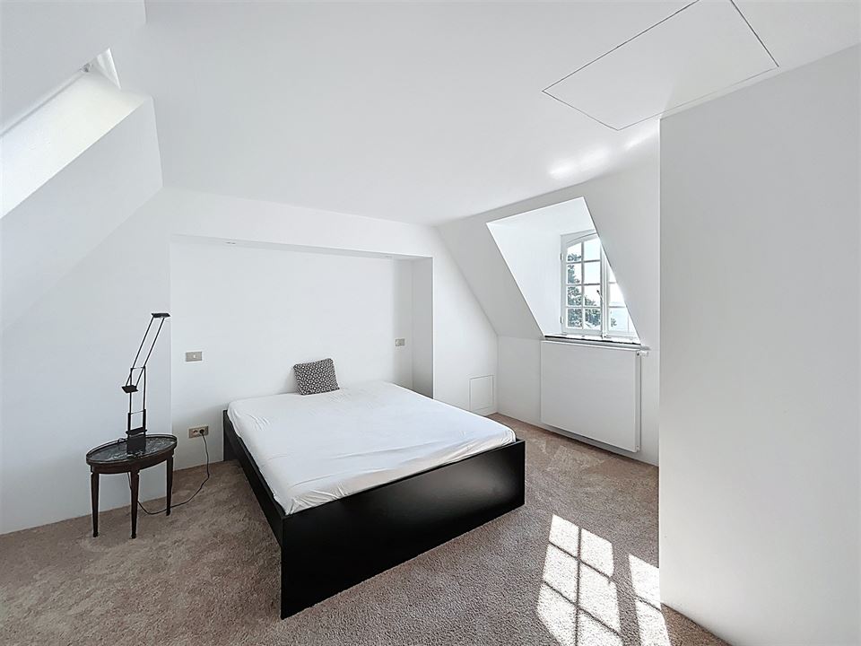 Bien exceptionnel à NAMUR (6 chambres)