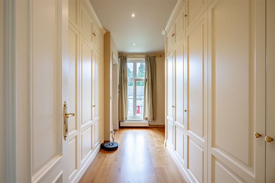 Maison à RHODE-SAINT-GENÈSE (7 chambres)