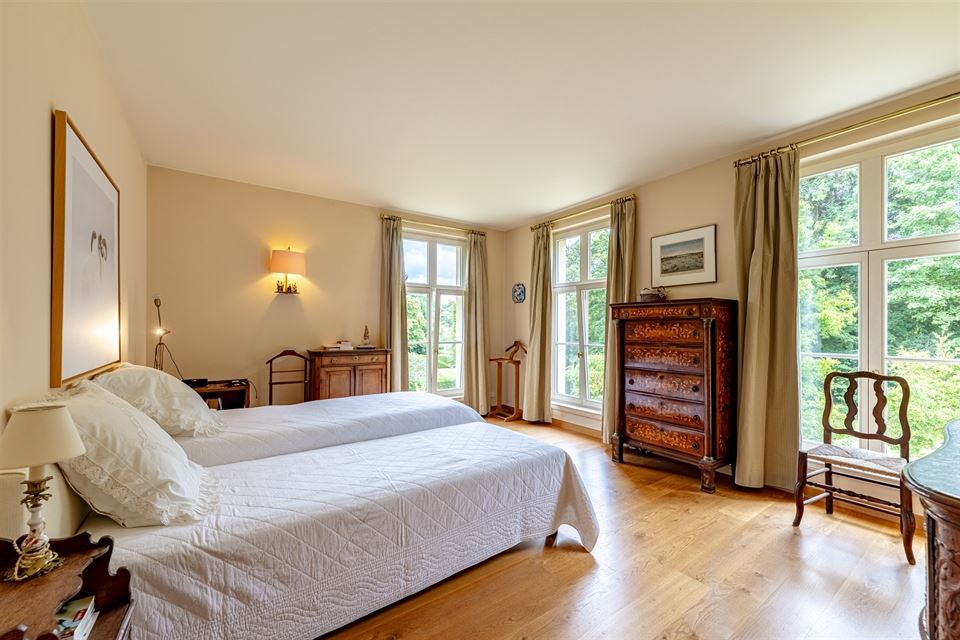 Maison à RHODE-SAINT-GENÈSE (7 chambres)