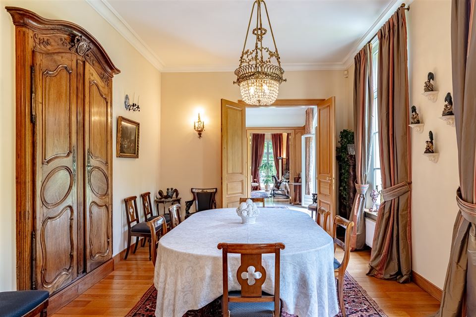 Maison à RHODE-SAINT-GENÈSE (7 chambres)