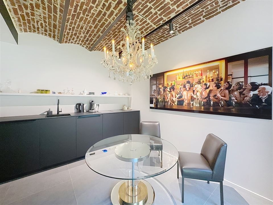 Bien exceptionnel à NAMUR (6 chambres)