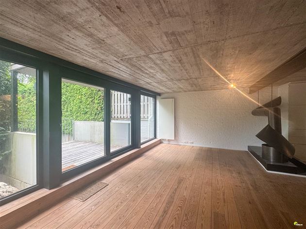 Instapklaar Duplexappartement met 3 Slaapkamers en Tuin!