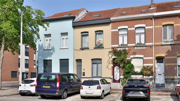 Woning met drie slaapkamers en terras te Hoboken