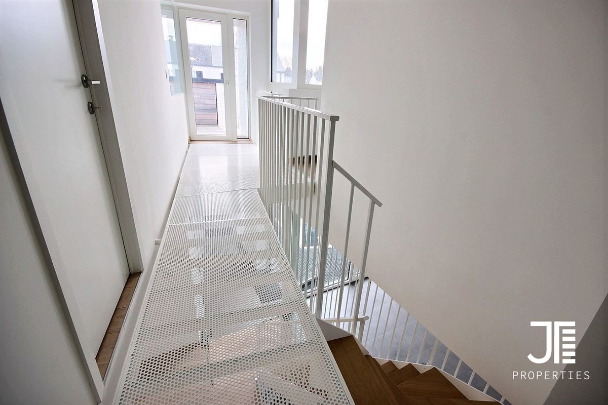 Foto 11 : Woonhuis te 1310 LA HULPE (België) - Prijs € 795.000