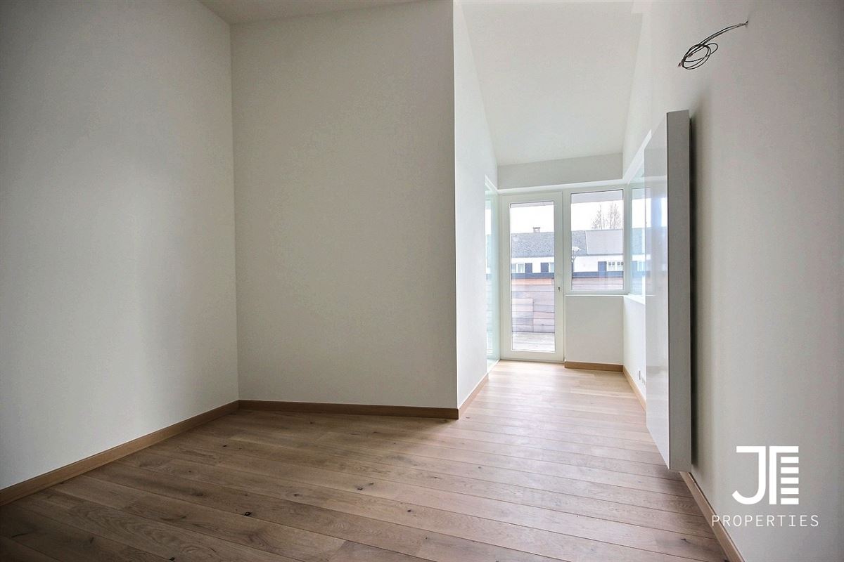 Foto 9 : Woonhuis te 1310 LA HULPE (België) - Prijs € 795.000
