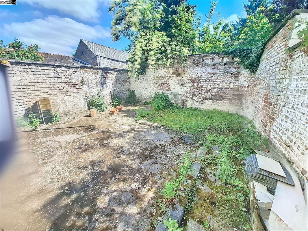Ground floor 1 bedroom with 44 m² garden, to renovate