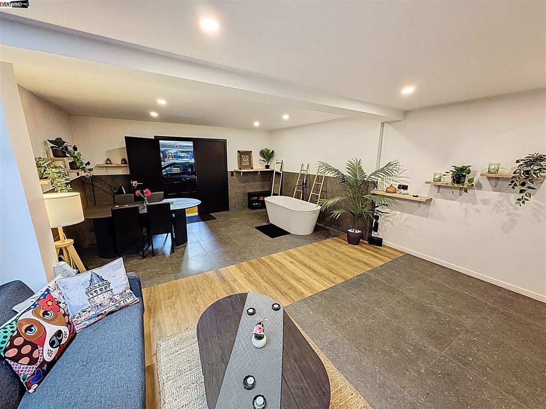 Wellness/workshop/professional area