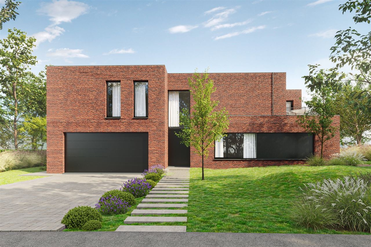 Luxury new-build villa (2025)