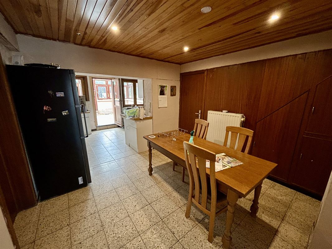 3 slaapkamer woning op 14a 10ca gelegen aan het einde van de woonwijk