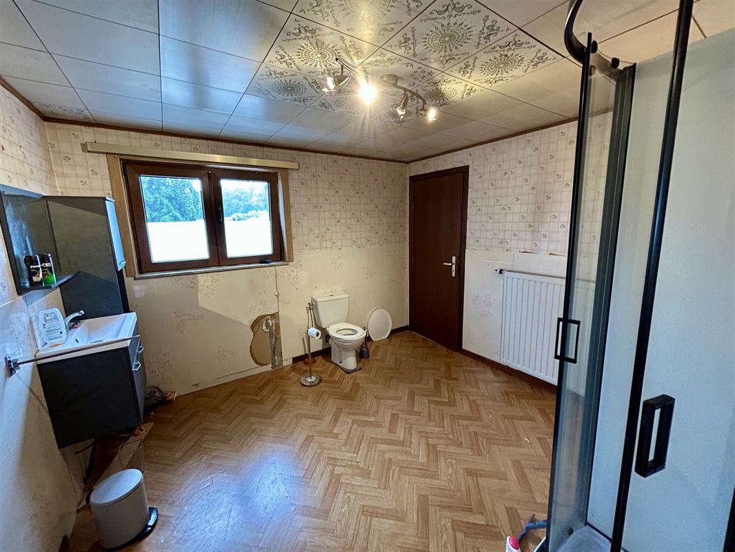 3 slaapkamer woning op 14a 10ca gelegen aan het einde van de woonwijk