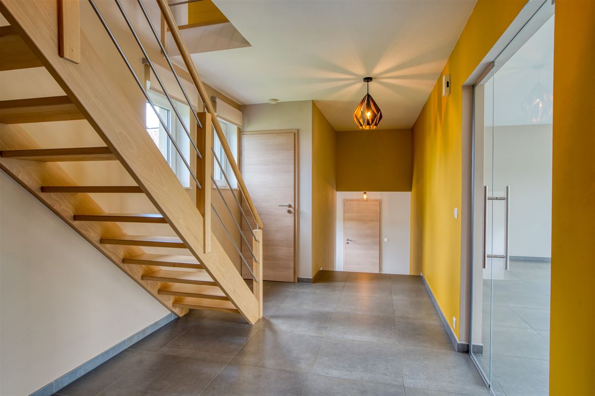 Très belle villa, 4 à 5 ch., 10a 65ca