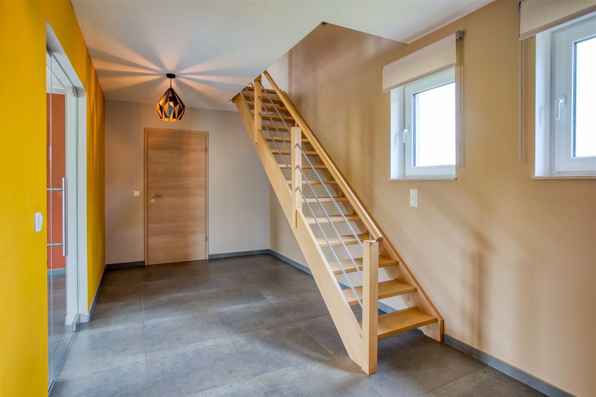 Très belle villa, 4 à 5 ch., 10a 65ca