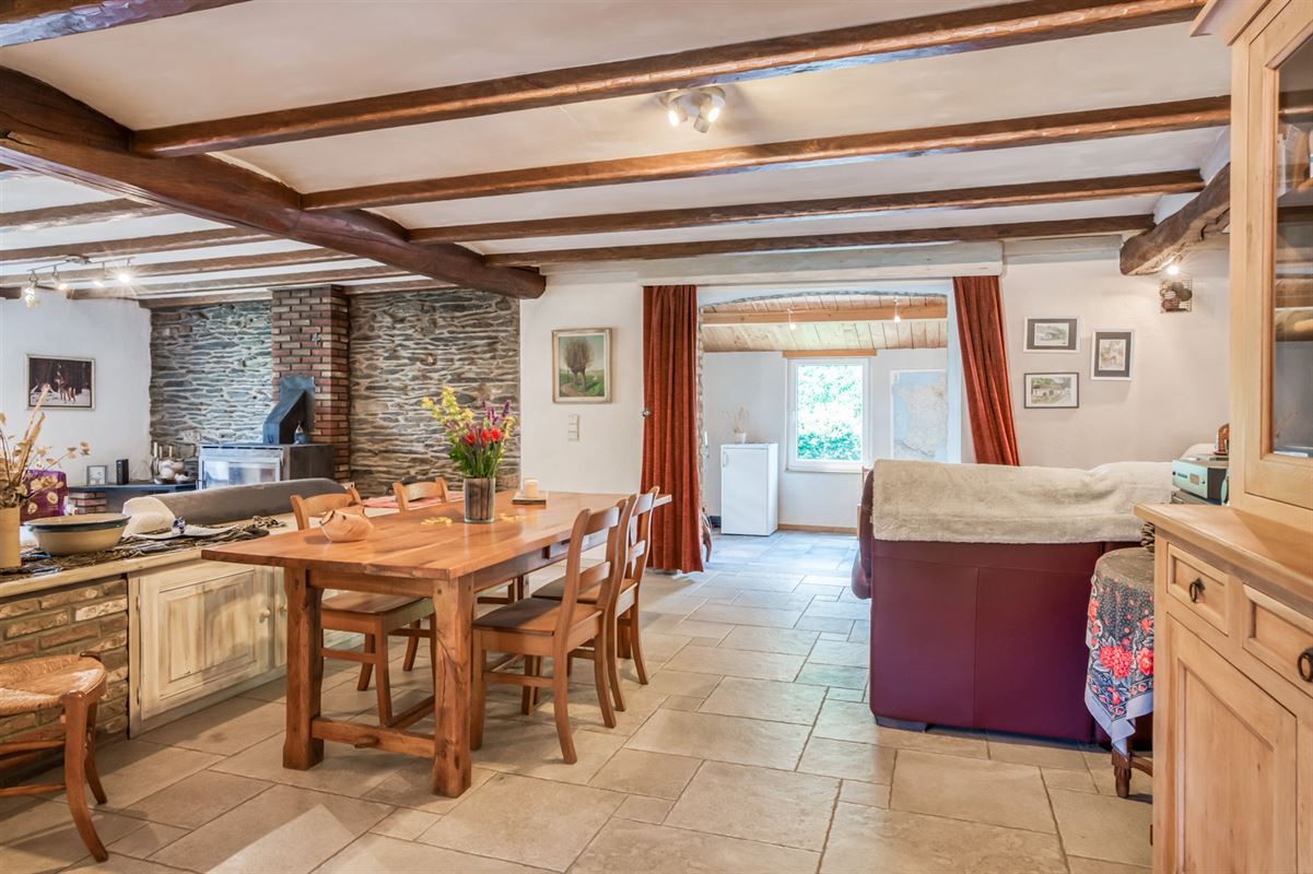 Fermette rénovée sur +- 36a ou + (poss. 5ha 40a)