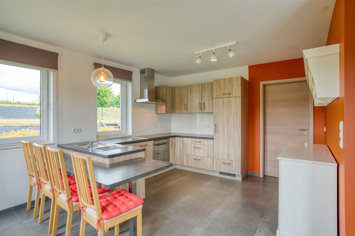 Très belle villa, 4 à 5 ch., 10a 65ca