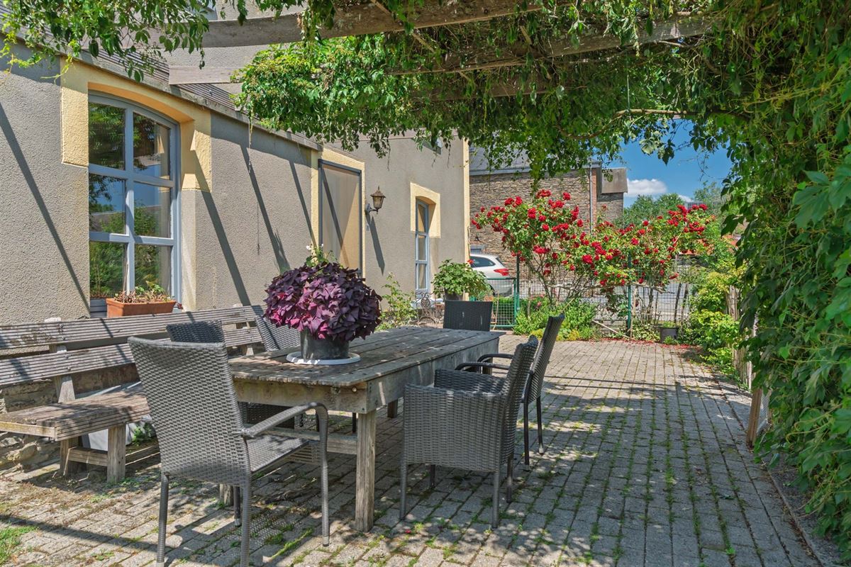Fermette rénovée sur +- 36a ou + (poss. 5ha 40a)