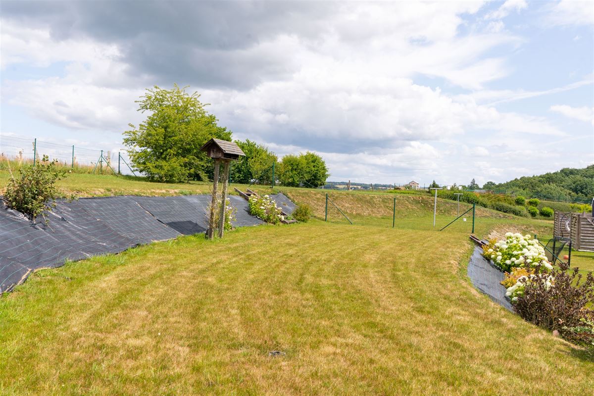 Très belle villa, 4 à 5 ch., 10a 65ca