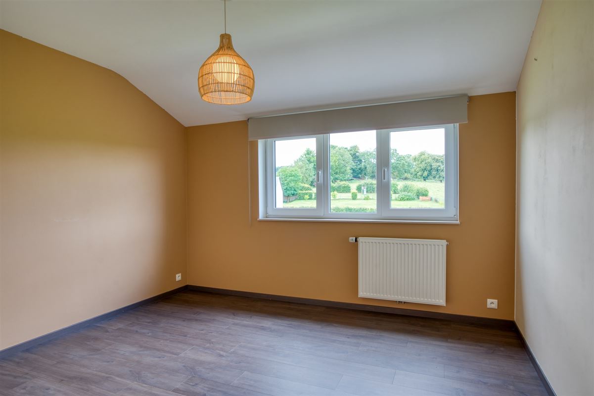 Très belle villa, 4 à 5 ch., 10a 65ca