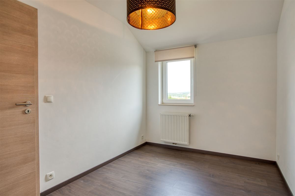 Très belle villa, 4 à 5 ch., 10a 65ca