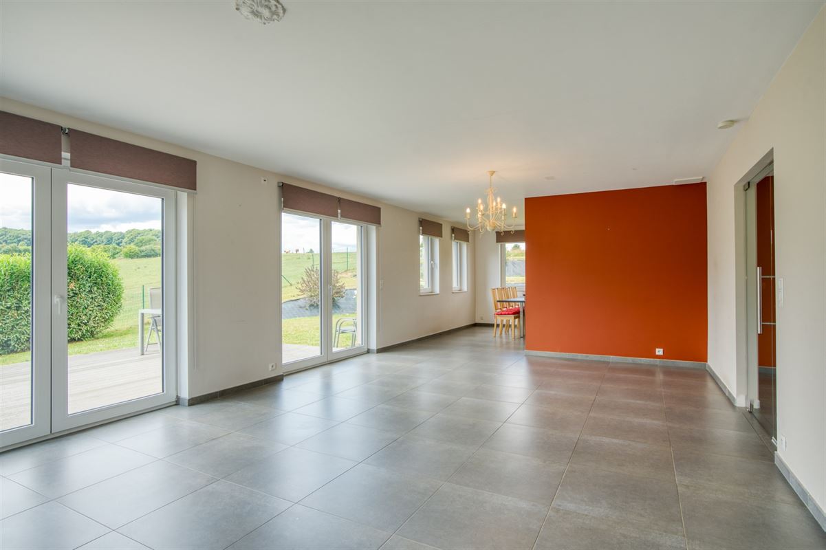 Très belle villa, 4 à 5 ch., 10a 65ca