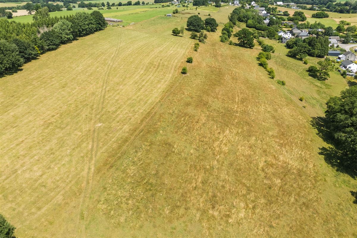 Fermette rénovée sur +- 36a ou + (poss. 5ha 40a)