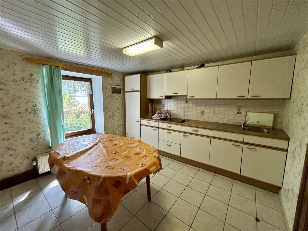 Fermette 3 ch. ou + avec appartement 3 ch., 15a 63ca