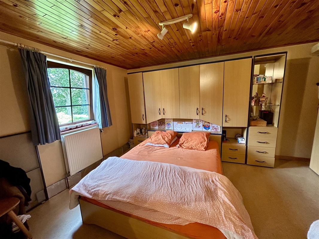 Fermette 3 ch. ou + avec appartement 3 ch., 15a 63ca