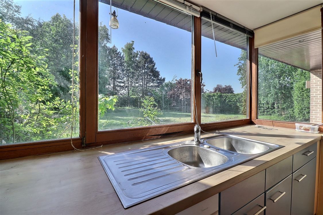 Villa/maison/ferme à PROFONDEVILLE (5 chambres)