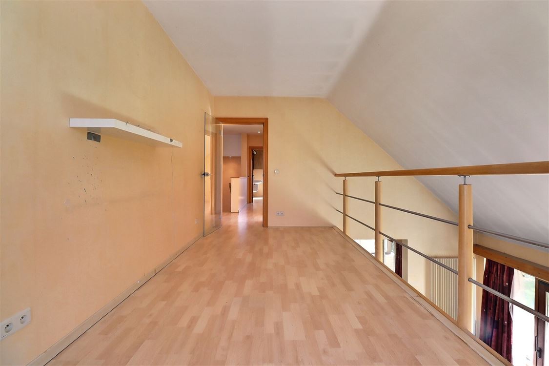 Villa/maison/ferme à PROFONDEVILLE (5 chambres)