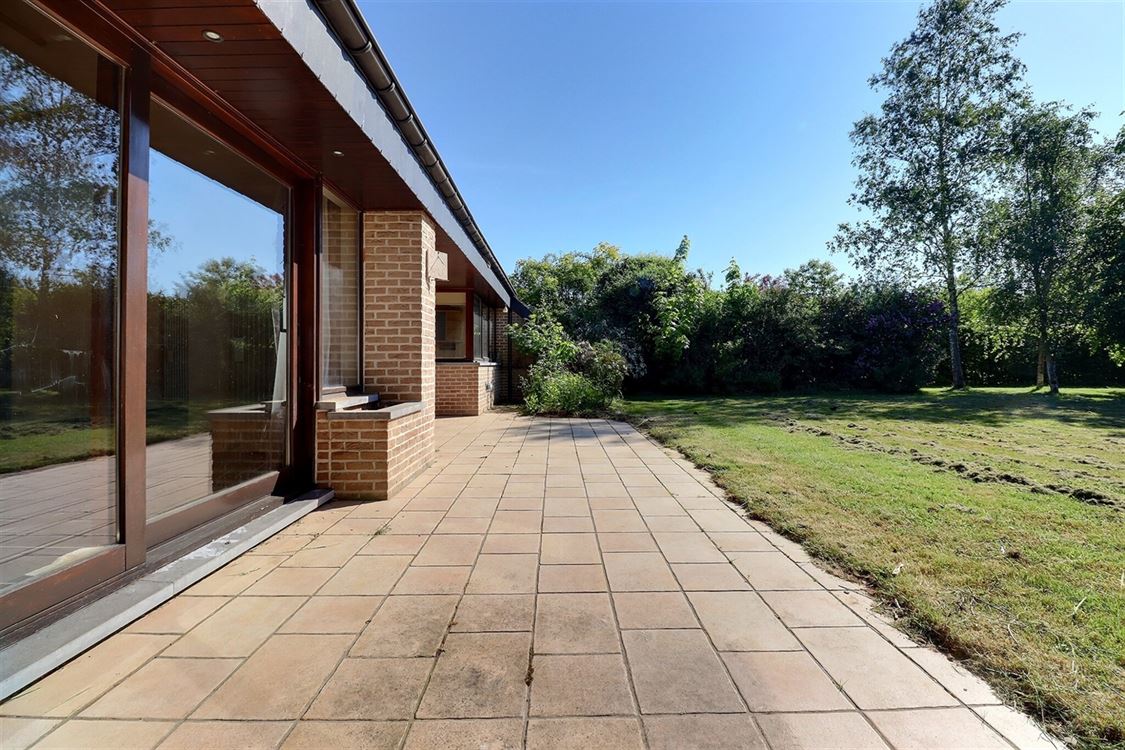 Villa/maison/ferme à PROFONDEVILLE (5 chambres)