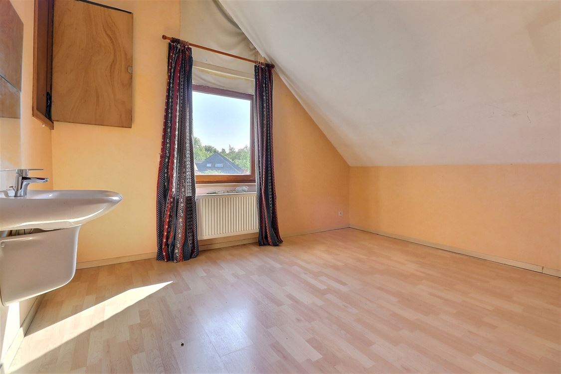 Villa/maison/ferme à PROFONDEVILLE (5 chambres)