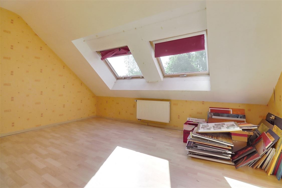 Villa/maison/ferme à PROFONDEVILLE (5 chambres)