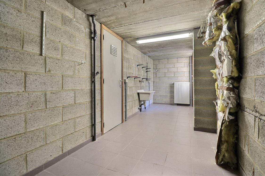 Villa/maison/ferme à PROFONDEVILLE (5 chambres)