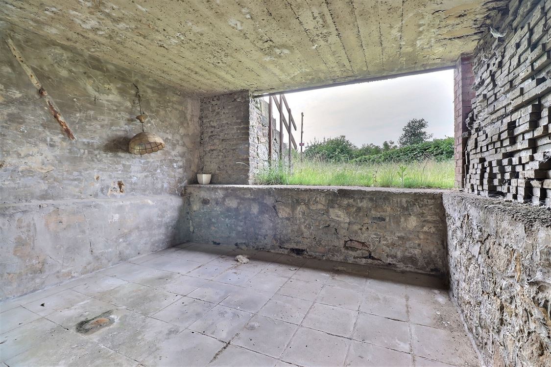 Villa/maison/ferme à FLAWINNE (4 chambres)