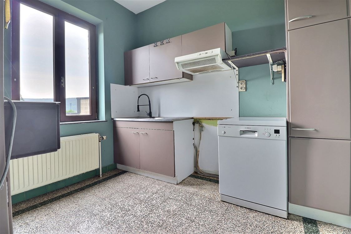 Villa/maison/ferme à FLAWINNE (4 chambres)